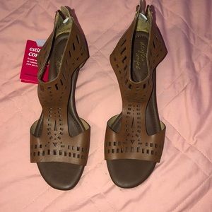 Style and comfort sandals